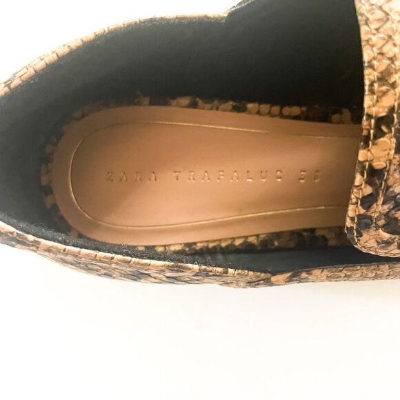 Zara Croco Printed Brown Flat Loafers Size 38 | 7.5 Women’s - Picture 7 of 10